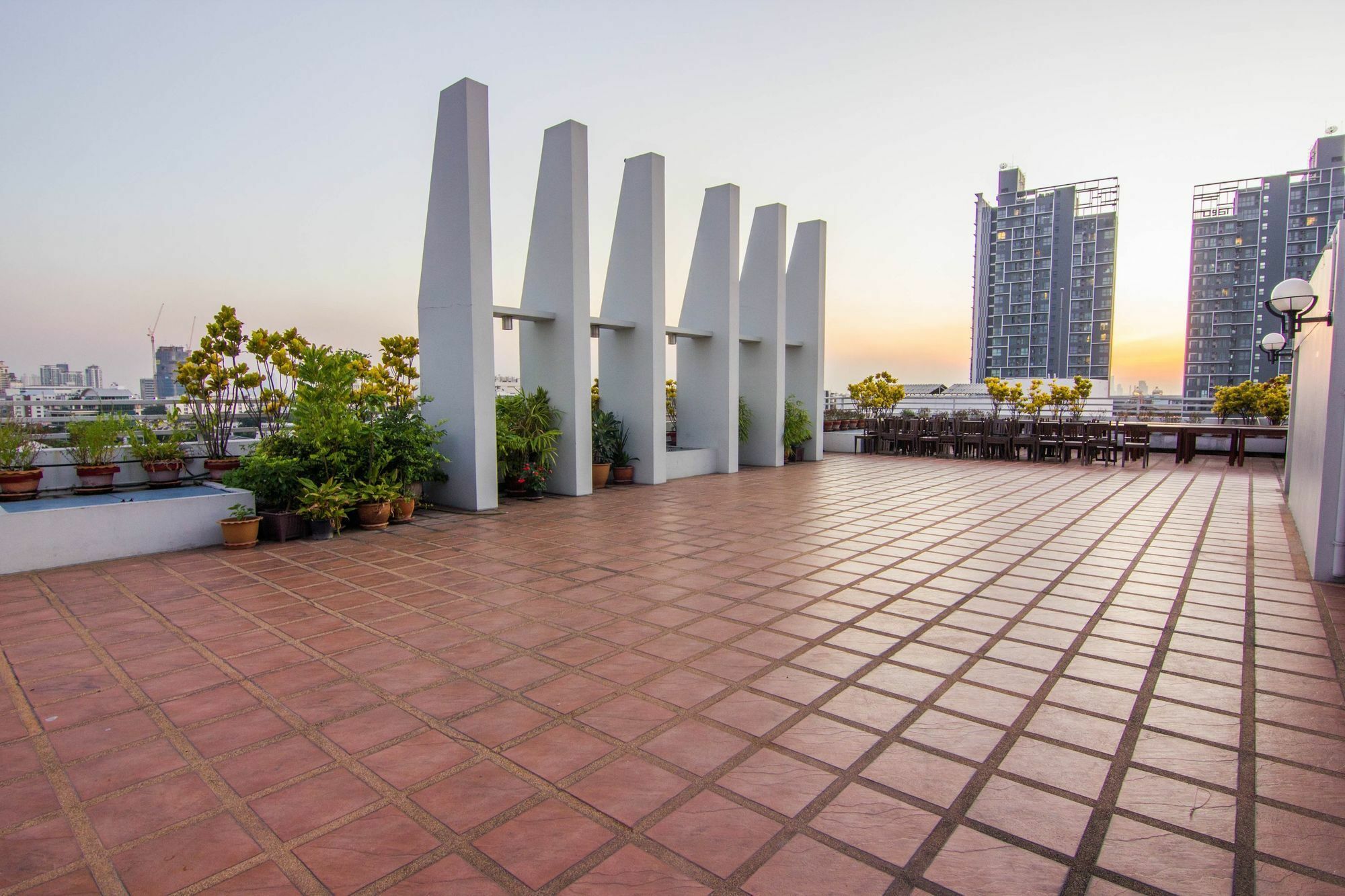 Zen Rooms Sukhumvit 81 Bangkok Bagian luar foto